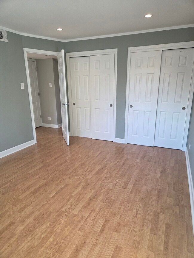 Building Photo - 6830 W Lode Dr