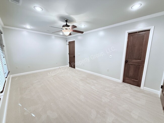 Building Photo - 3BR/3.2BA For Rent