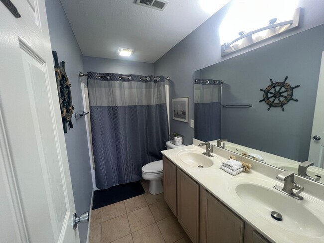 Building Photo - Lakeview Condo for Rent - The Ledges, Osage Beach!
