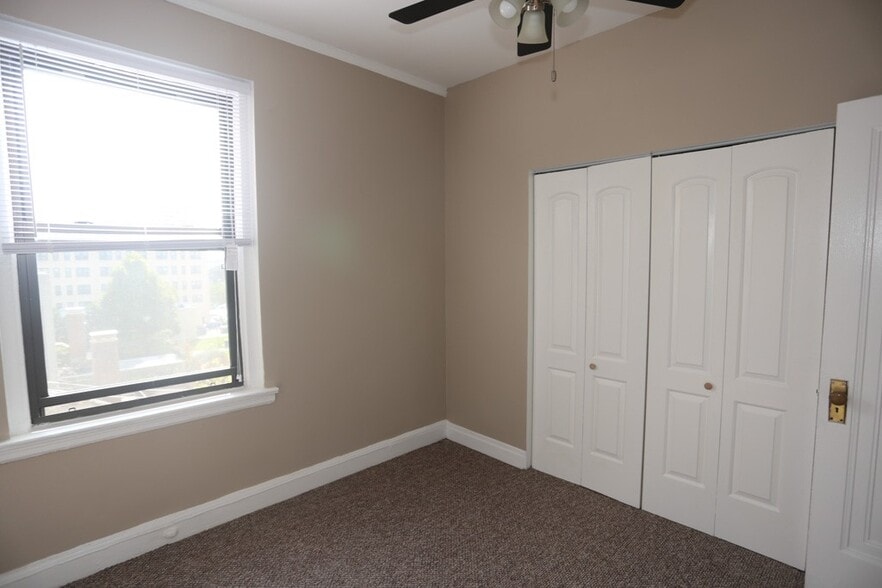 Building Photo - 3836 N Fremont St