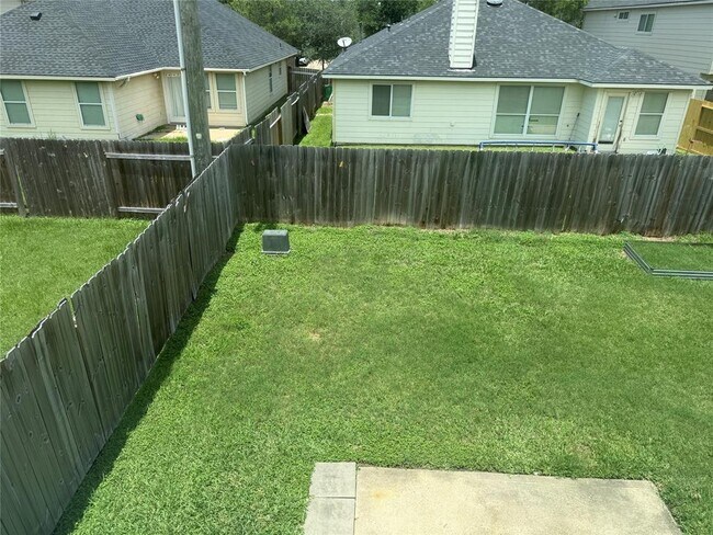 Building Photo - 20010 Arbor Creek Dr