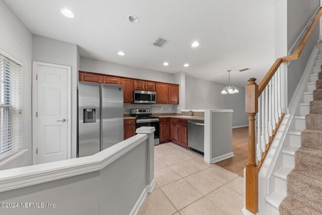 Building Photo - 8159 Summerside Cir