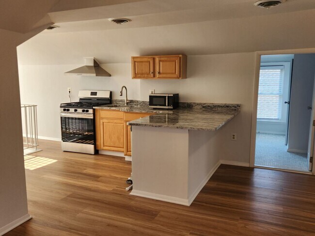 Building Photo - 809 Bay Ridge Ave