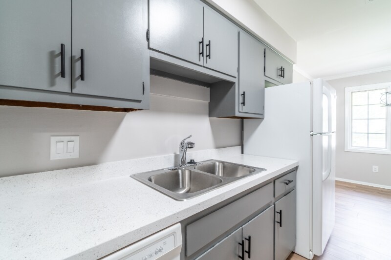 Building Photo - 3303 Hobson Rd