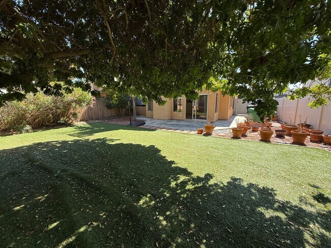 Building Photo - Wonderful 4 Bedroom 2-story Townhome in "F...