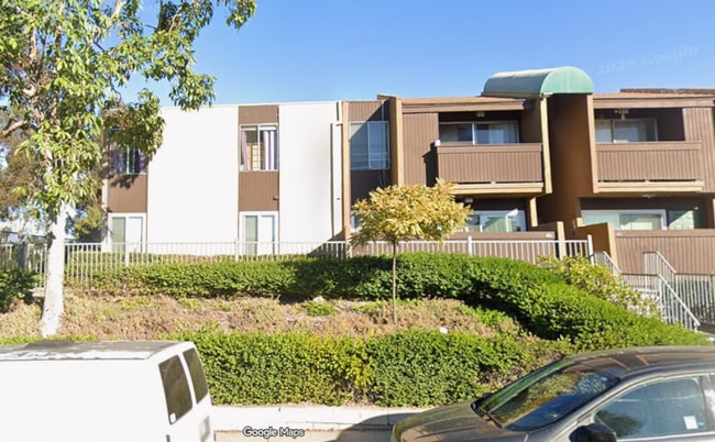 Building Photo - 3454 Castle Glen Dr