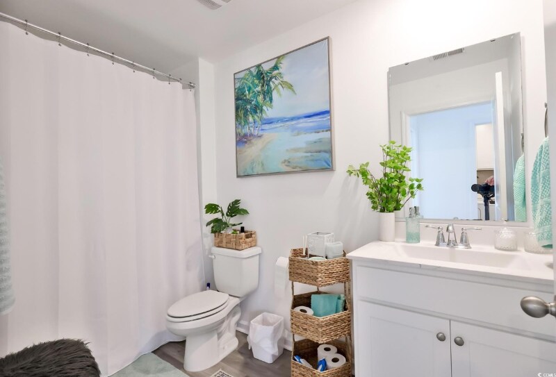 Building Photo - 843 67th Ave N