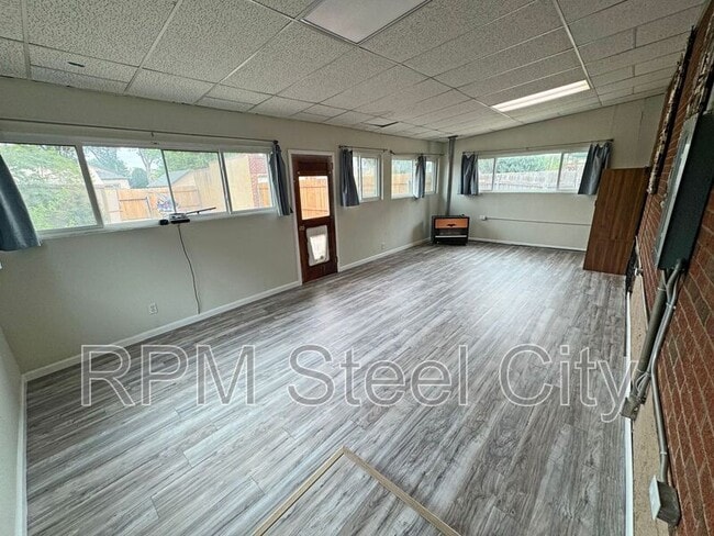 Building Photo - 1322 Claremont Ave