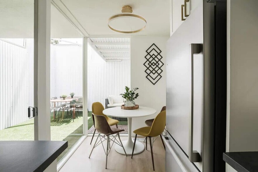 Building Photo - 1773 Torrance St