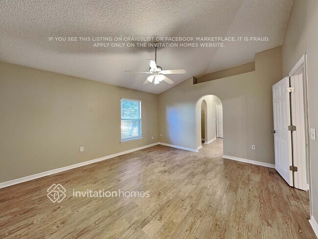 Building Photo - 3401 Volley Ct