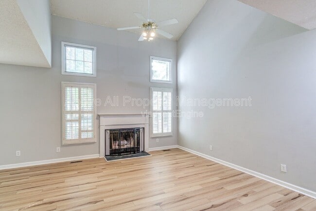 Building Photo - 103 Unaka Ct