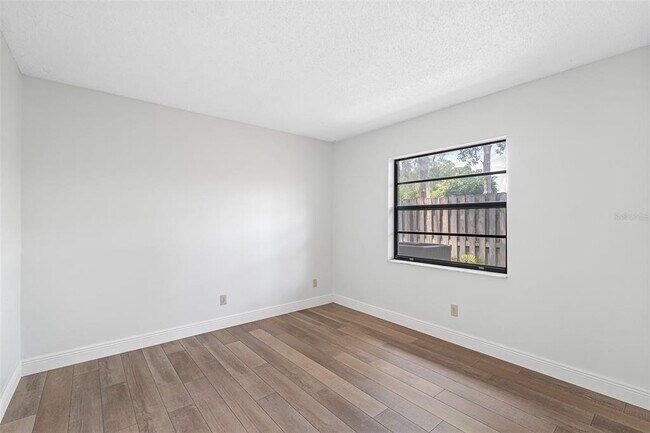Building Photo - 3601 Fairway Forest Cir