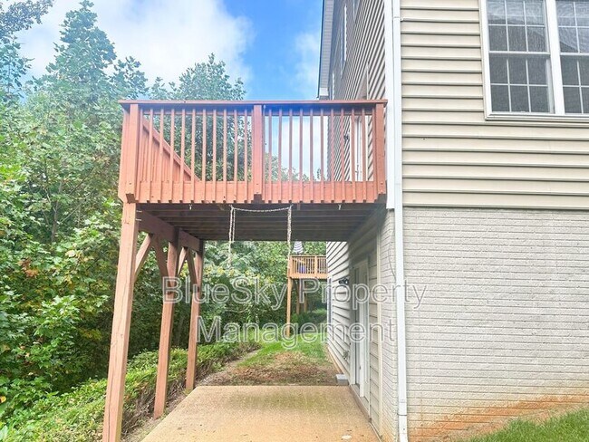 Building Photo - 948 Raymond Rd