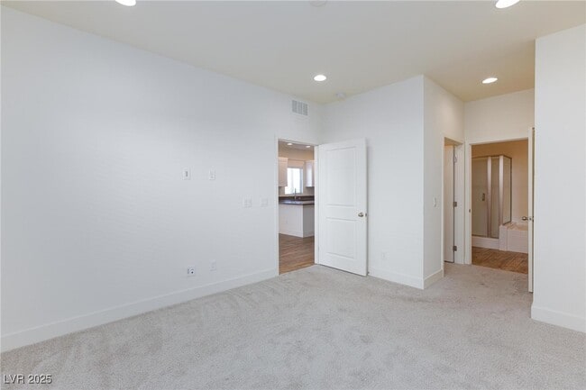 Building Photo - 1410 Pink Dawn Dr