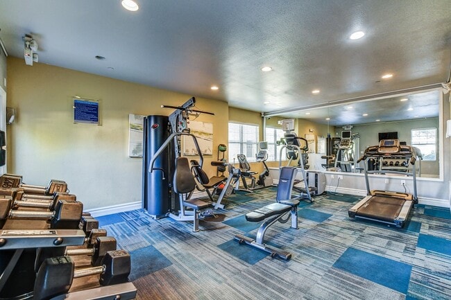 Building Photo - Ravello Townhomes