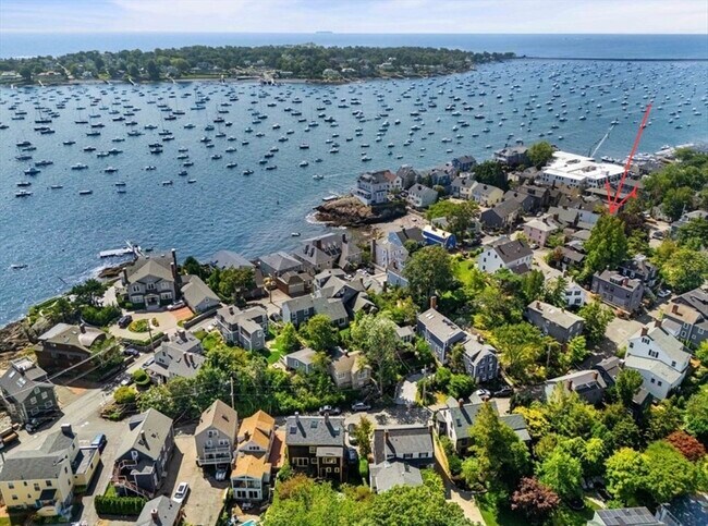 Building Photo - 102 Front St