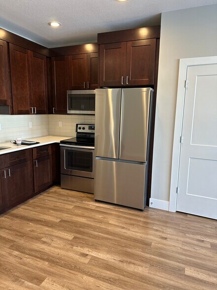 New fridge - 2834 NE Killingsworth St