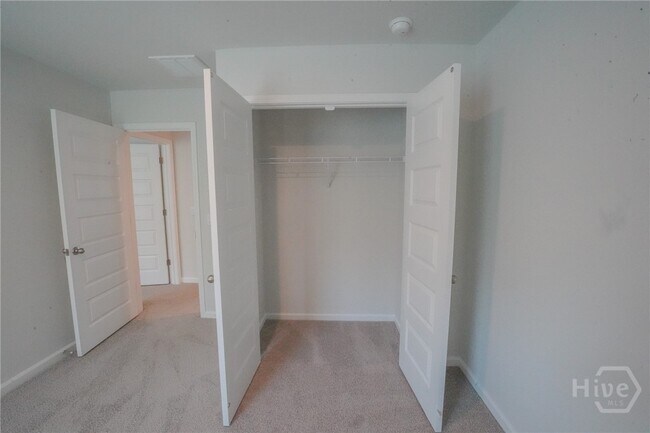 Building Photo - 421 Coconut Dr