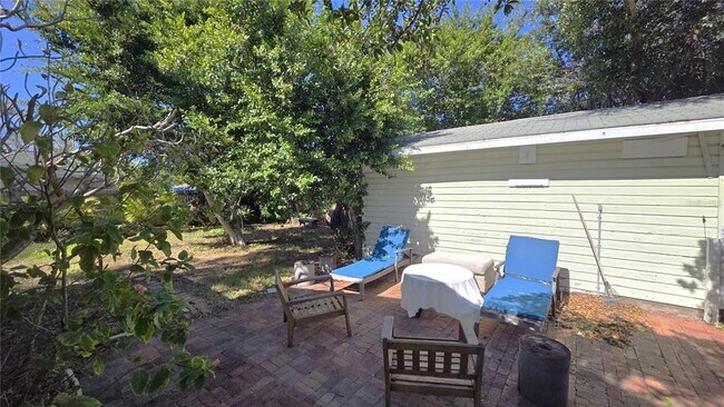 Building Photo - 1614 Drew St