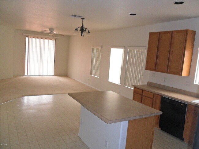 Building Photo - 25758 W Nancy Ln