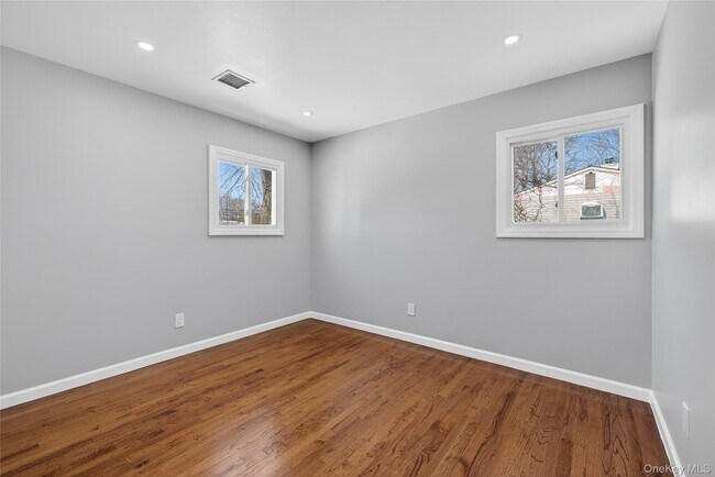 Building Photo - 3103 Falcon Ave