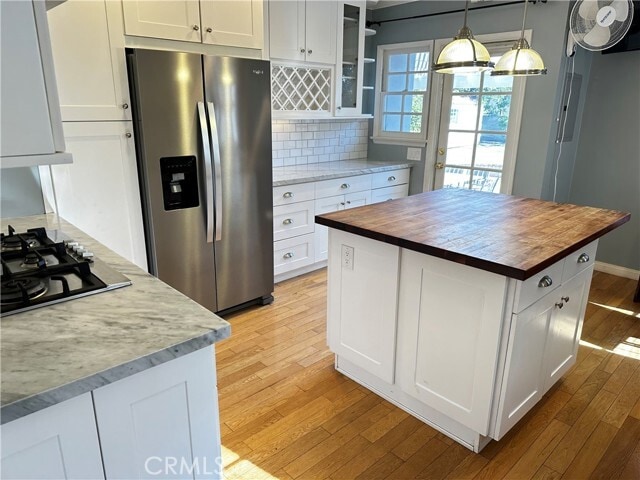 Building Photo - 1954 Endicott Rd