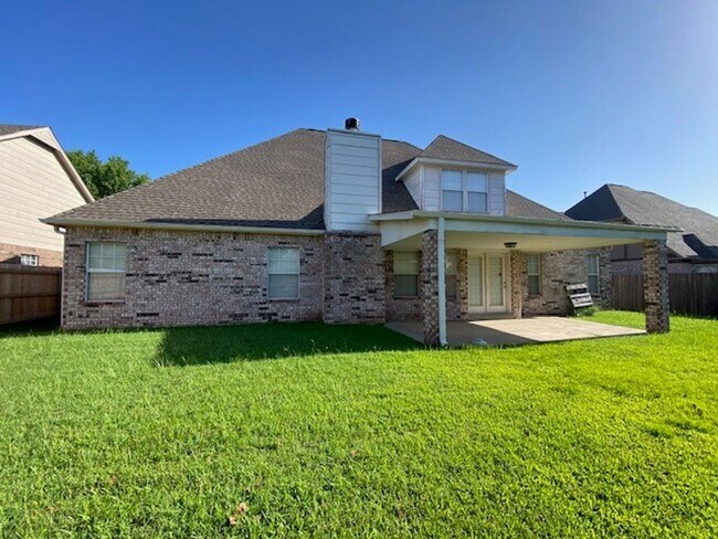 Building Photo - Coming Soon!!!!!  Union schools: 4 bedroom...