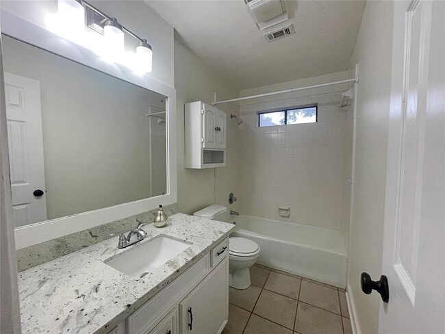 Building Photo - 2609 Cheyenne Dr