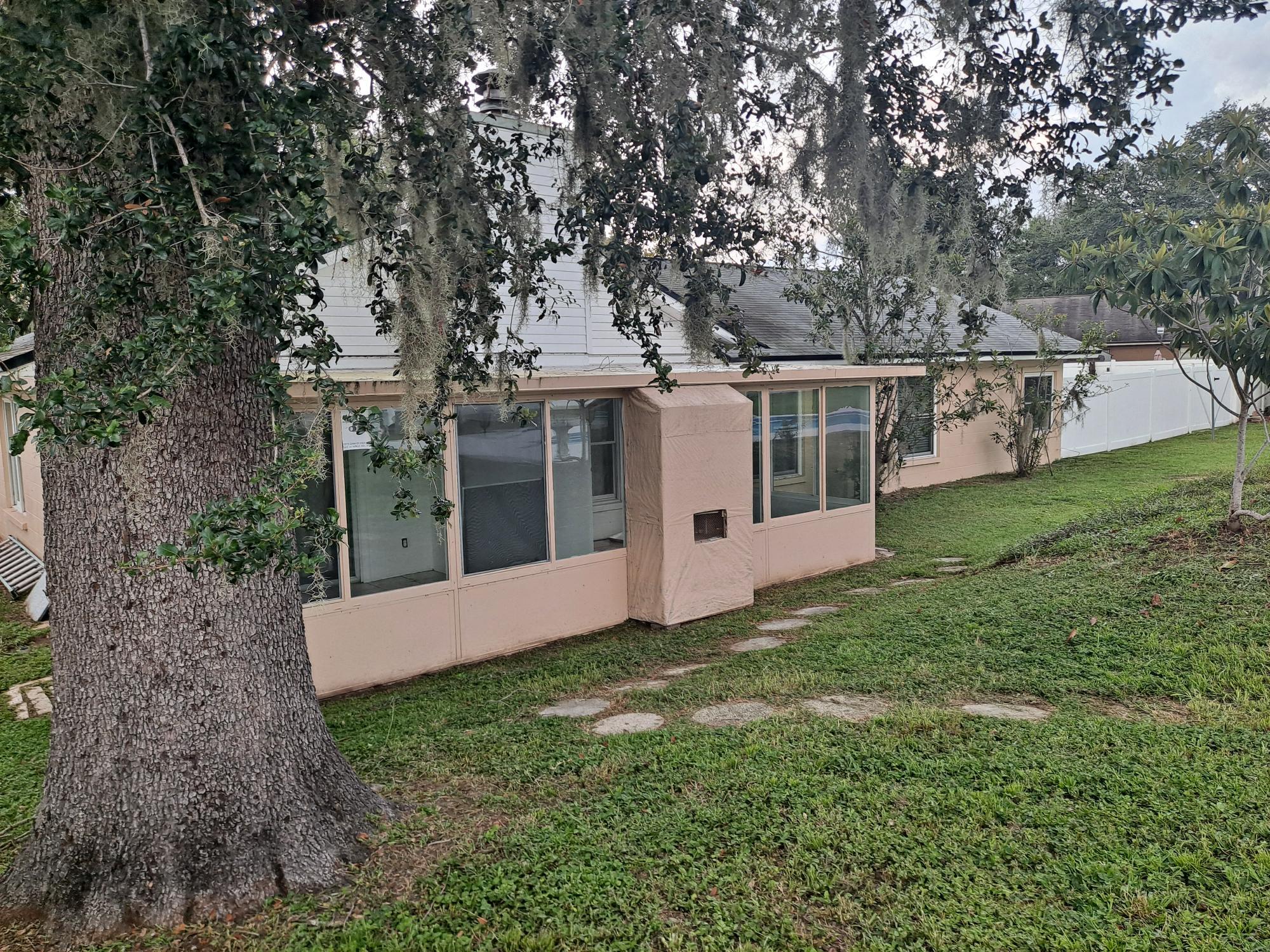 Building Photo - 811 Granite Rd