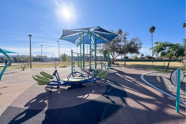 Building Photo - 4Bed/3Bath House at Broadway/Mill Ave! $199 MOVE-IN SPECIAL! Ready for Immediate Move-In! -- RV GATE