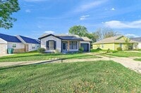 Building Photo - 810 N Throckmorton St