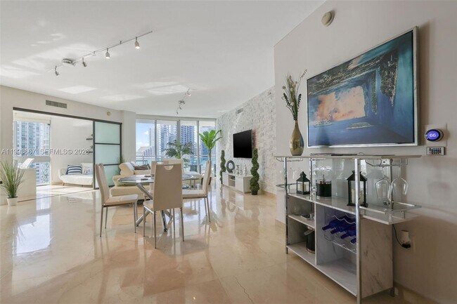 Building Photo - 350 S Miami Ave