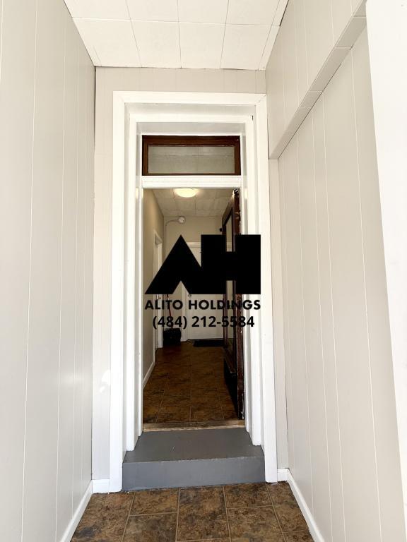 Building Photo - 110 N 13th St