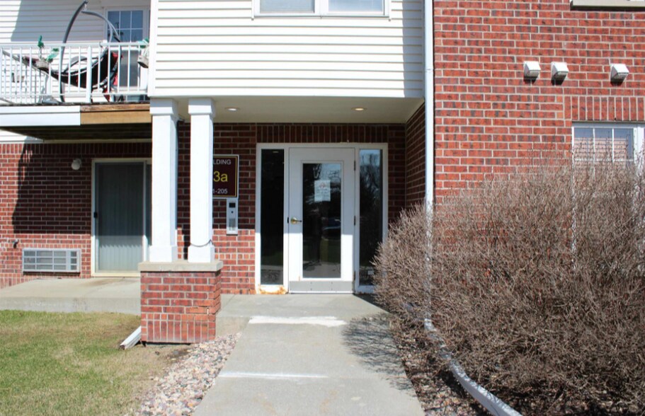 Building Photo - 33A Grand Canyon Dr