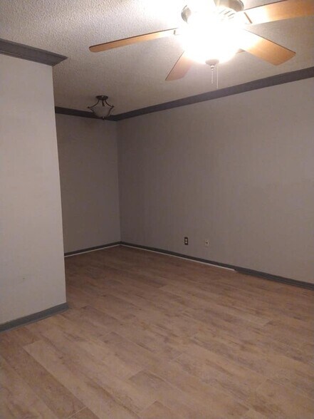 Building Photo - 1108 Harwell Dr