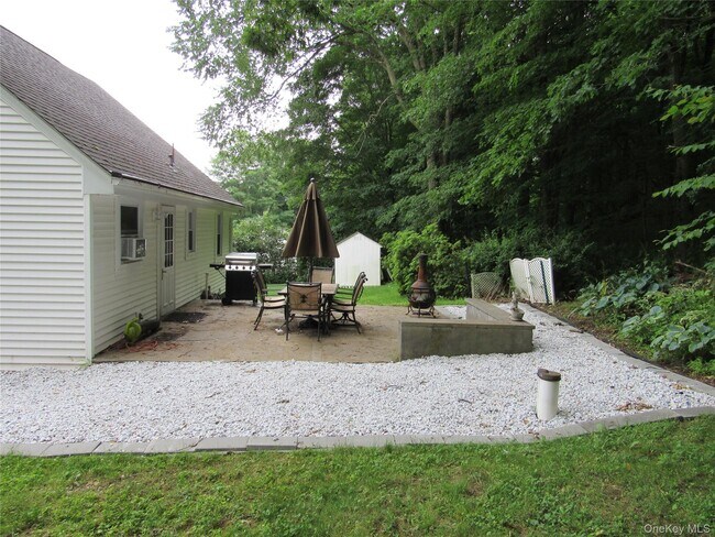 Building Photo - 30 Craigville Rd
