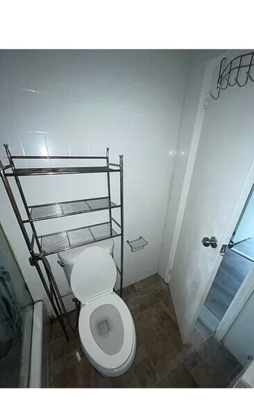 Building Photo - 161 Palisade Ave