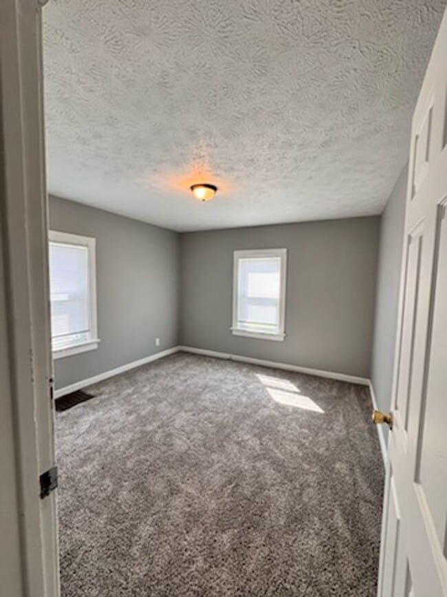 Building Photo - New Listing!!!