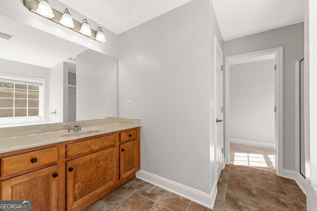 Building Photo - 3329 Rosecliff Trace NE