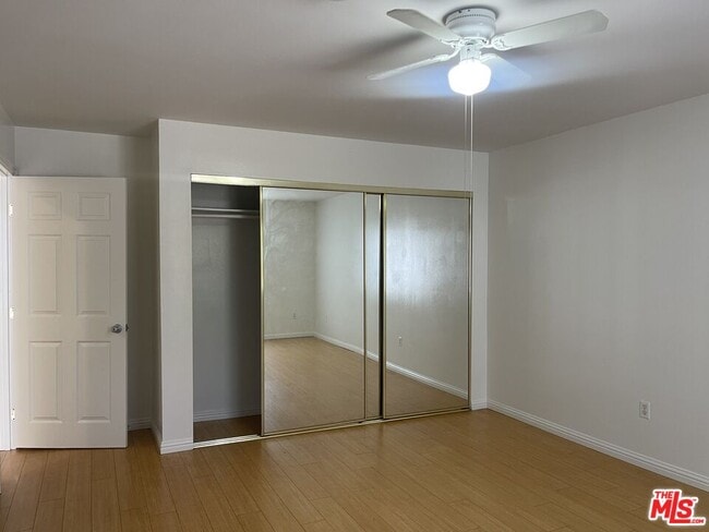 Building Photo - 954 Fedora St