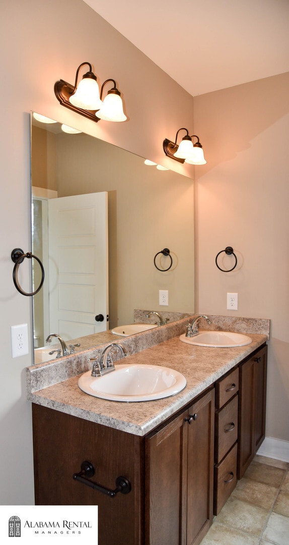 Building Photo - 5868 Cheshire Cove Trail
