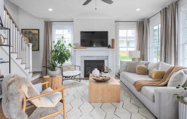 Building Photo - Modern 3-Bedroom, 3-Bath Home in Winston-Salem