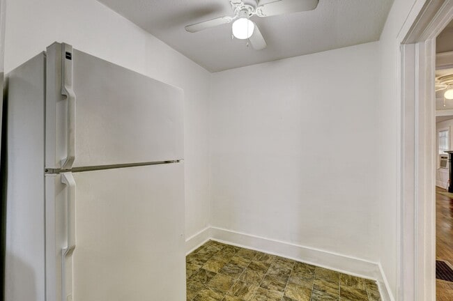 Building Photo - 1 Bed 1 Bath apartment in Okc close to Plaza District!