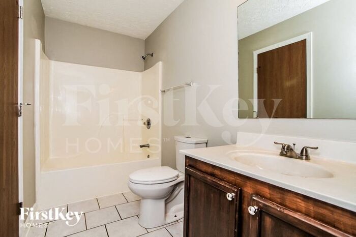 Building Photo - 32 Mallard Dr