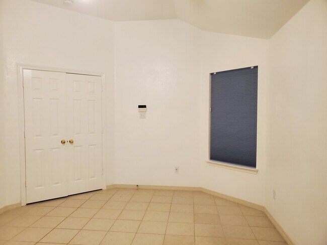 Building Photo - 6812 Cold Water Canyon Rd