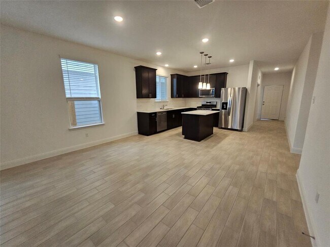 Building Photo - 1512 Brimhurst Dr