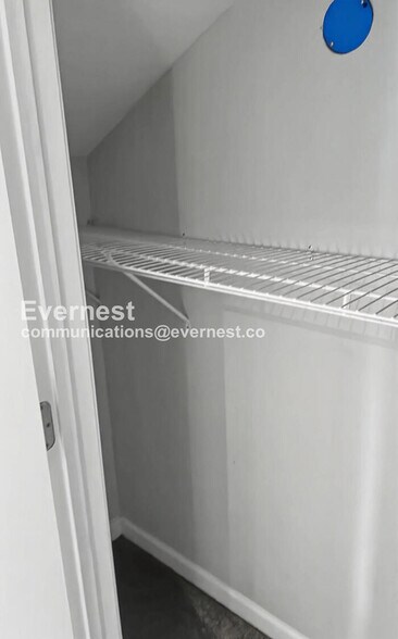 Building Photo - 1555 Myrtle Ave