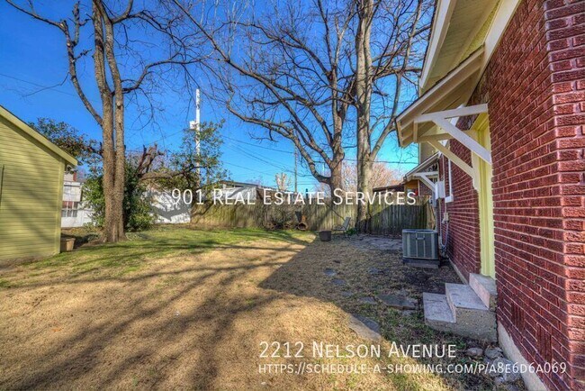 Building Photo - 2212 Nelson Ave