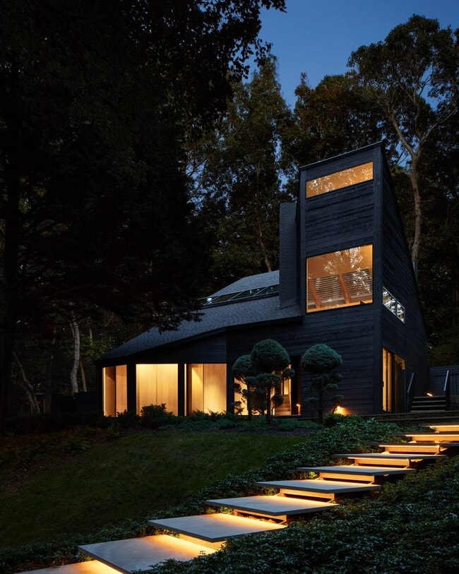 Building Photo - 348 Millstone Brook Rd