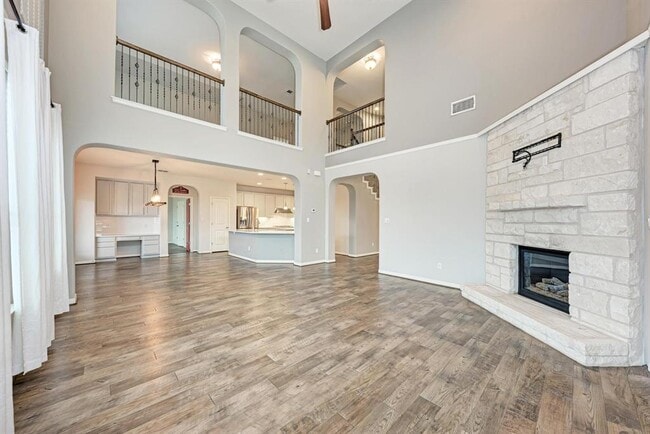 Building Photo - 146 Rock Cliff Ct